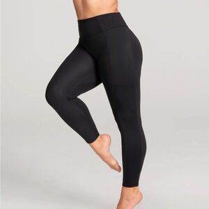 HONEYLOVE Black Leggings